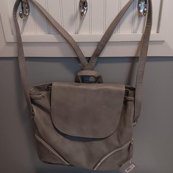 NWT Ulta Beauty Gray Backpack Purse Faux Leather with Adjustable Straps - Picture 1 of 2